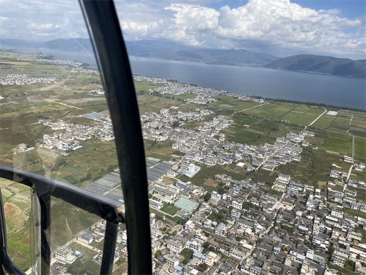 麗江戶外運動推薦：麗江直升機空中游覽，麗江駝峰航空俱樂部推出的小眾刺激的團建項目之一